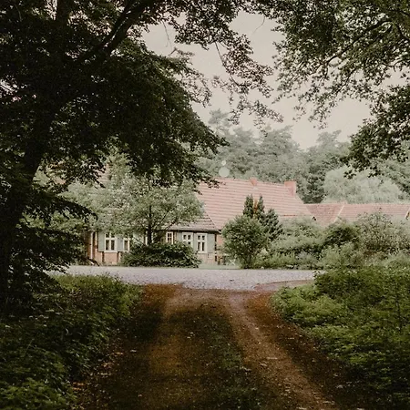 Historic Forester's House In Monastery Forest Hébergement de vacances